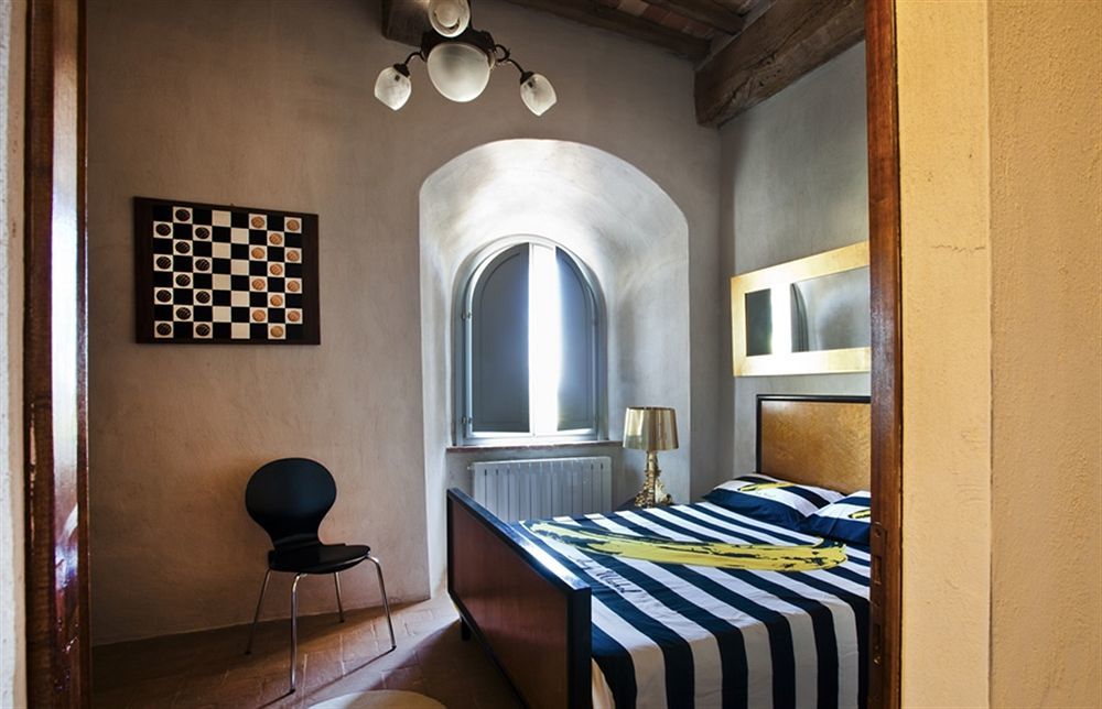Torre Almonte Aparthotel Todi Buitenkant foto