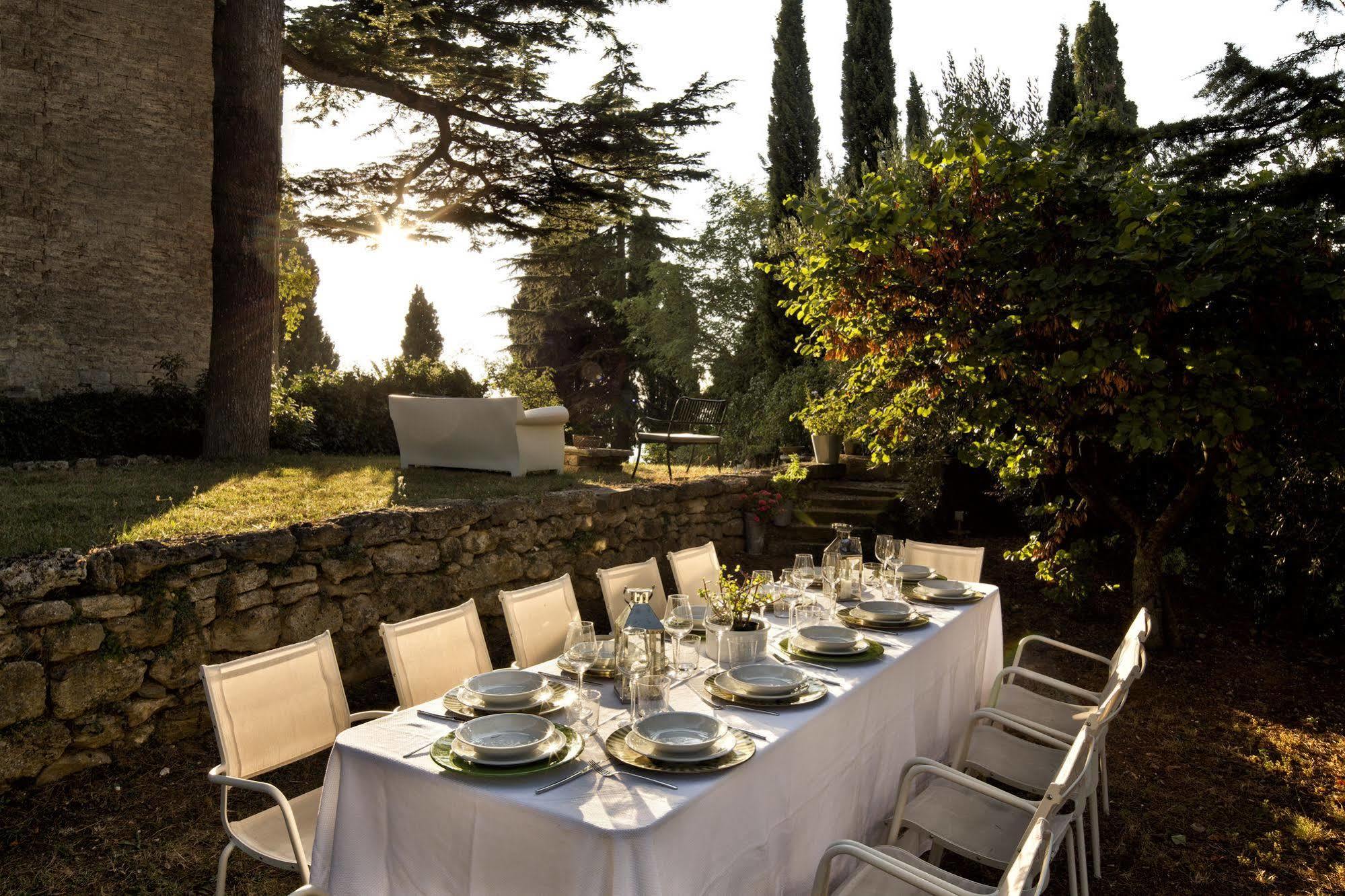 Torre Almonte Aparthotel Todi Buitenkant foto
